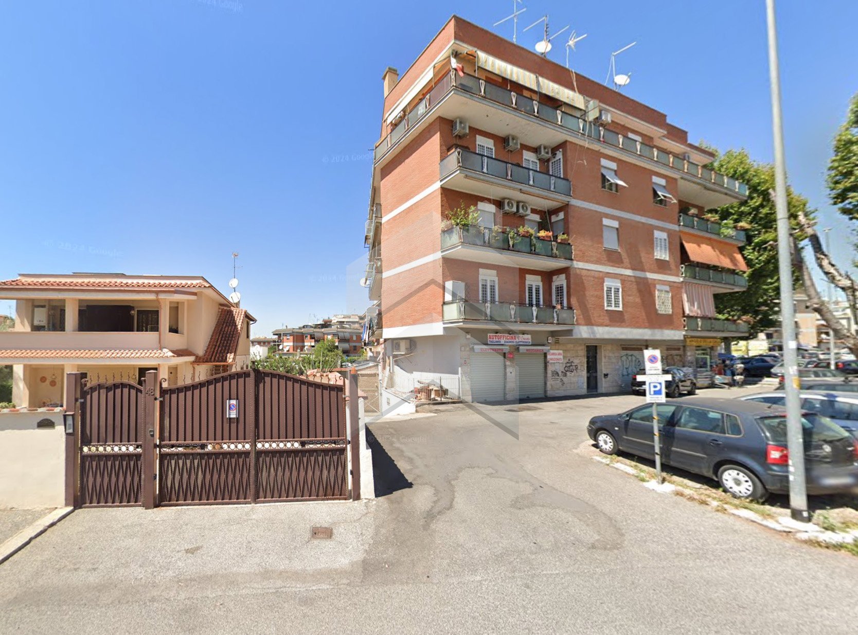 Locale Commerciale in vendita a Roma, Centocelle