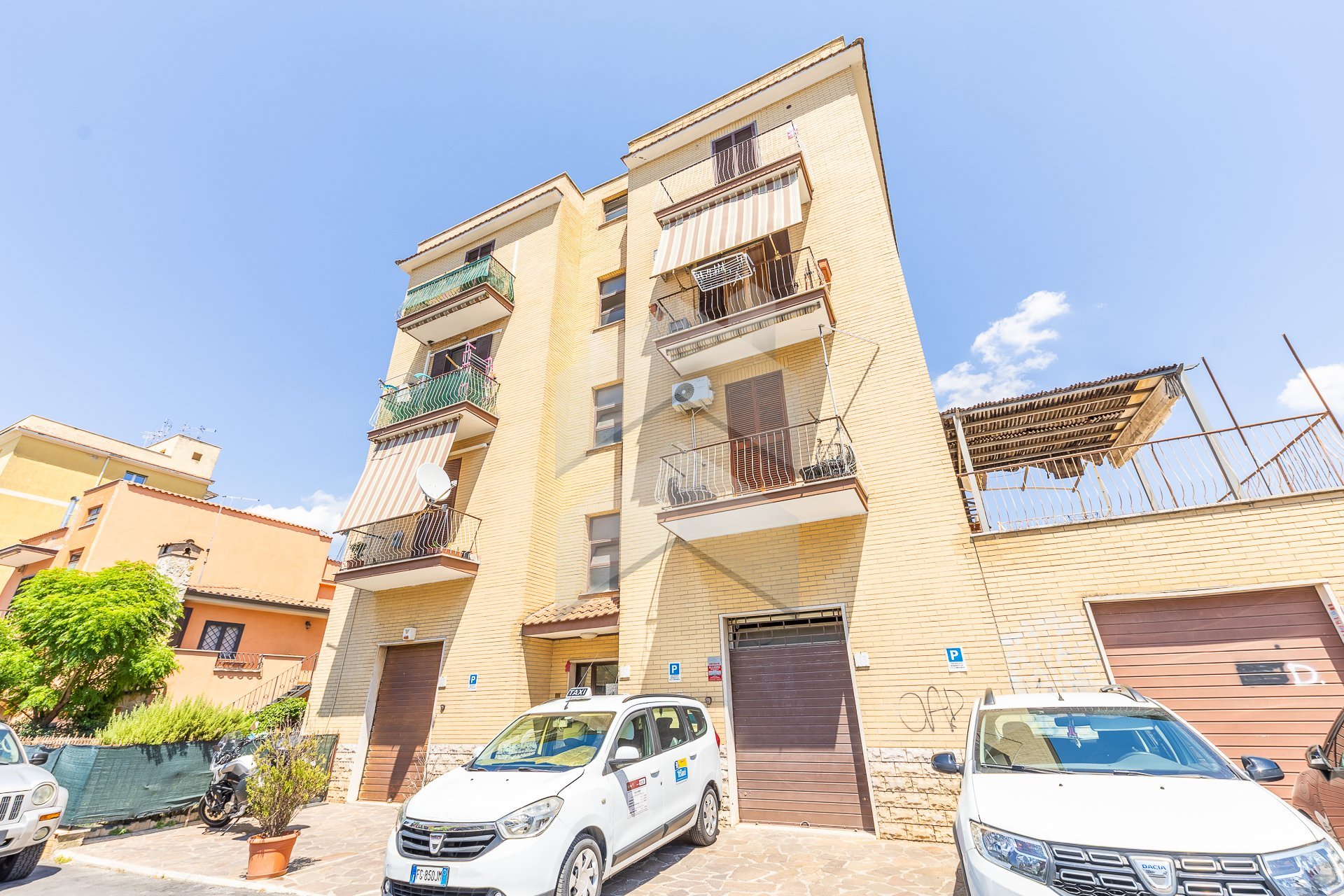 Roma – Via dei Limoni 35B | Zona Alessandrino
